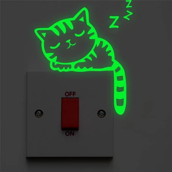Cute kačių jungiklis šviesos lipdukai švyti tamsoje namų dekoro kambarį animacinių filmų gyvūnų liuminescencinės sienos lipdukas 