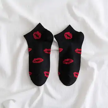 Four Seasons Moterų medvilnės valtis kojinės asmenybės raudona lūpų kojinės tendencija moterų kojinės