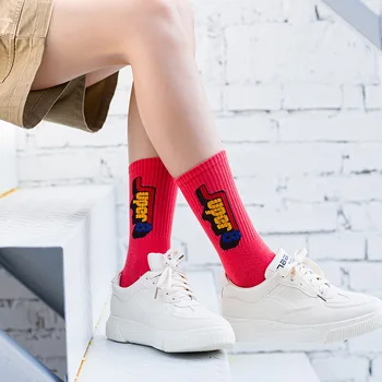 Gatvės mados Harajuku stiliaus moteriškos kojinės skateboard hip-hop kūrybos modelis įdomus kojinės korėjos stiliaus kawaii girl kojinės