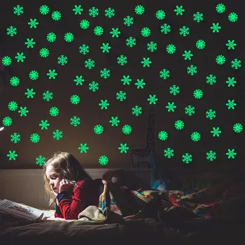 QIFU 50pcs 3D Snaigė Šviesos Siena Lipdukas Fluorescencinis Švytėjimas Tamsoje Sienų Dekoras, Namų Vaikų Kambario, Miegamojo Kalėdų Dekoro